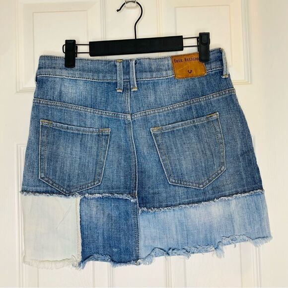 True Religion Patchwork Denim Mini Skirt Size Small - Picture 10 of 13